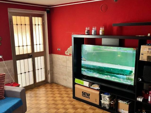Casa indipendente in vendita a Neviano degli Arduini PR