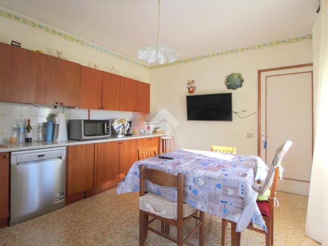 Casa indipendente in vendita a Neviano degli Arduini PR