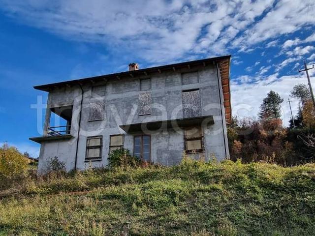 Casa indipendente in vendita a Neviano degli Arduini strada Francesco Petrarca, Orzale