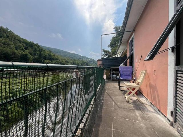 Casa indipendente in vendita a Ne GE