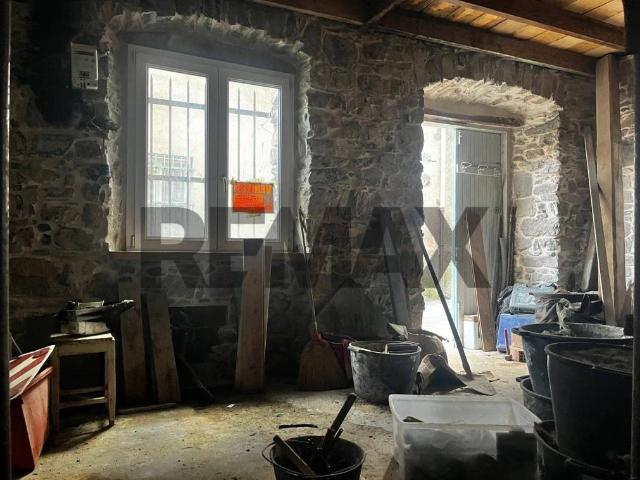 Casa indipendente in vendita a Ne GE