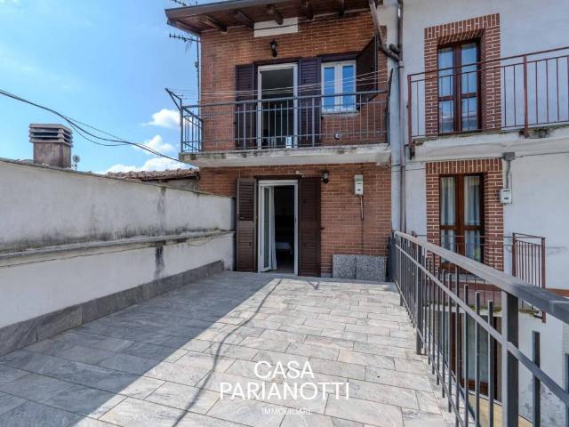 Casa indipendente in vendita a Nebbiuno NO