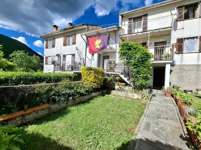 Casa indipendente in vendita a Neirone GE