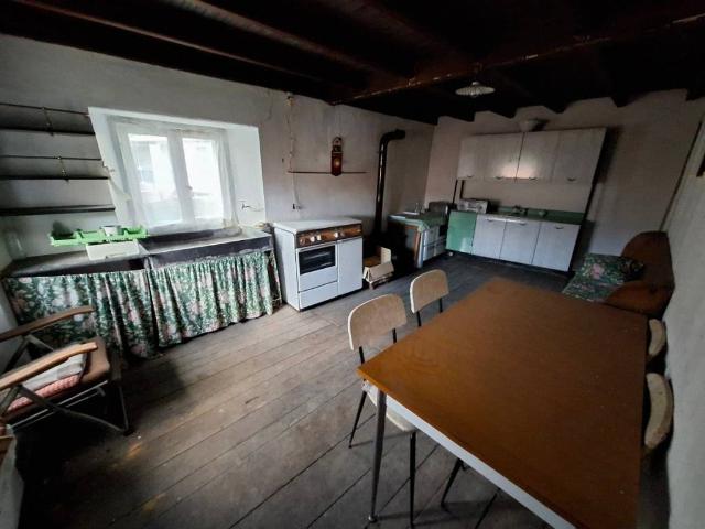 Casa indipendente in vendita a Neirone GE