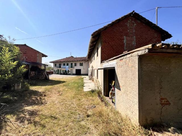 Casa indipendente in vendita a Neive CN