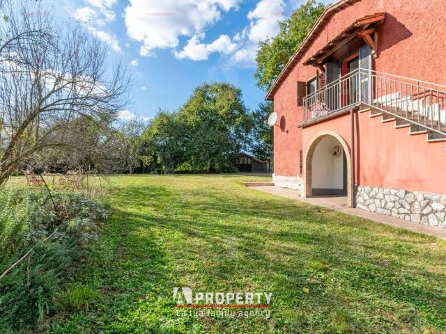 Casa indipendente in vendita a Nepi VT