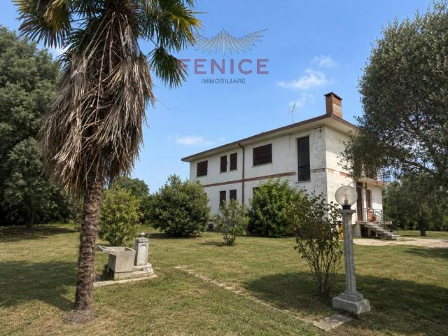 Casa indipendente in vendita a Nervesa della Battaglia TV
