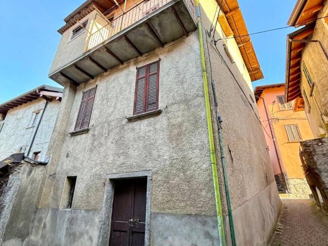 Casa indipendente in vendita a Nesso CO