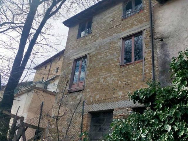 Casa indipendente in vendita a Nespolo RI