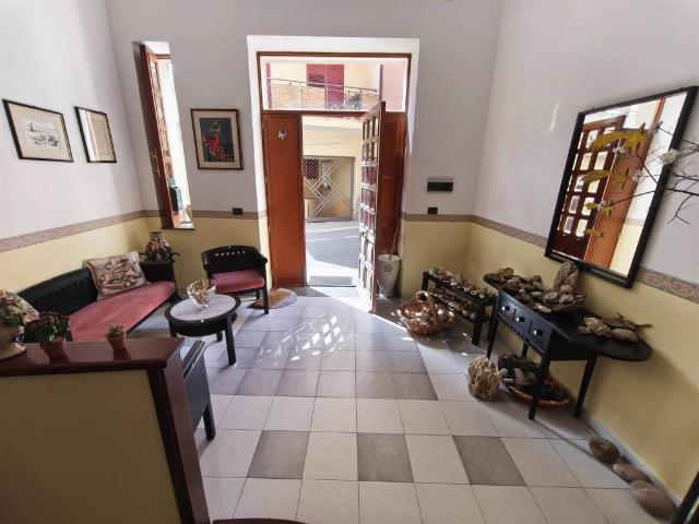 Casa indipendente in vendita a Nizza di Sicilia ME