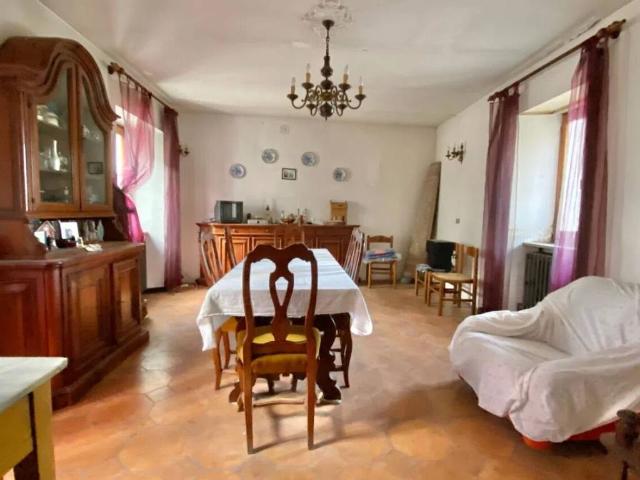 Casa indipendente in vendita a Niella Belbo CN