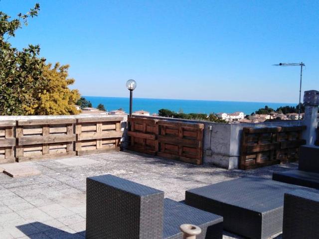 Casa indipendente in vendita a Numana AN