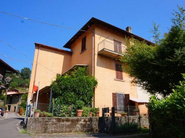 Casa indipendente in vendita a Sotto il Monte Giovanni XXIII BG