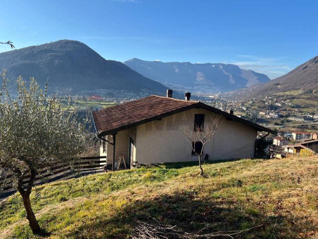 Casa indipendente in vendita a Sovere