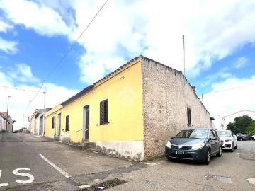 Casa indipendente in vendita a Solarussa OR