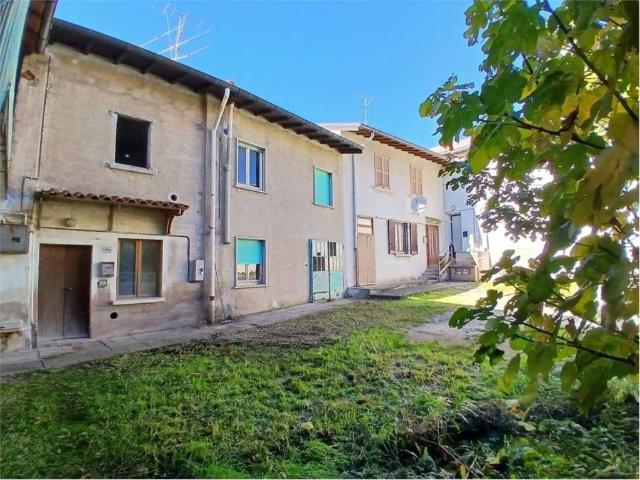 Casa indipendente in vendita a Solbiate con Cagno CO