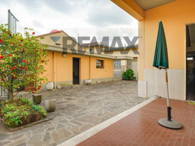 Casa indipendente in vendita a Solbiate Olona VA