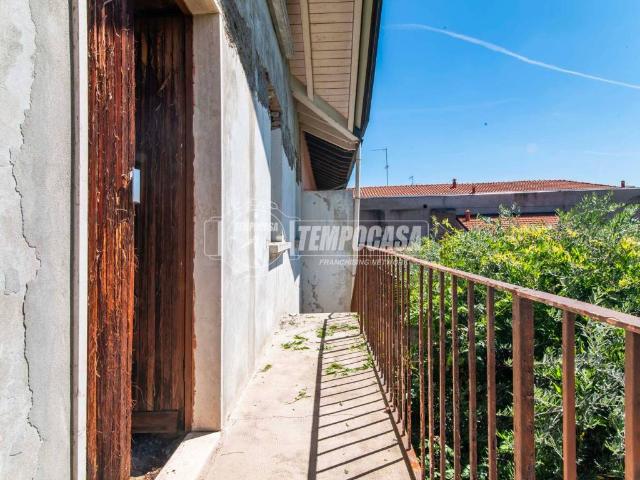 Casa indipendente in vendita a Solbiate Olona VA