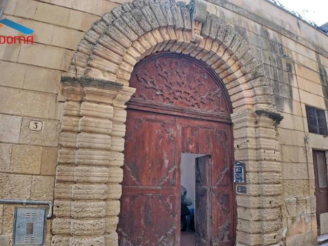 Casa indipendente in vendita a Soleto LE