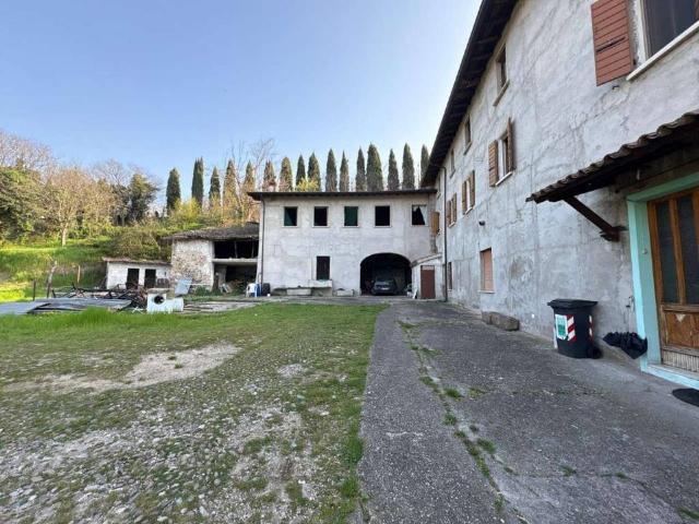 Casa indipendente in vendita a Solferino MN
