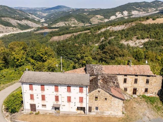 Casa indipendente in vendita a Solignano PR