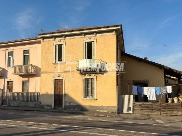 Casa indipendente in vendita a Somma Lombardo VA