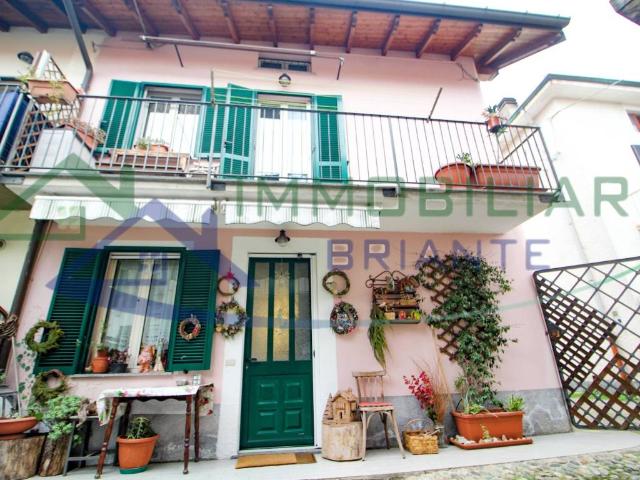 Casa indipendente in vendita a Somma Lombardo VA