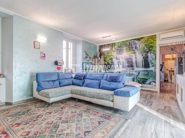 Casa indipendente in vendita a Somma Lombardo VA