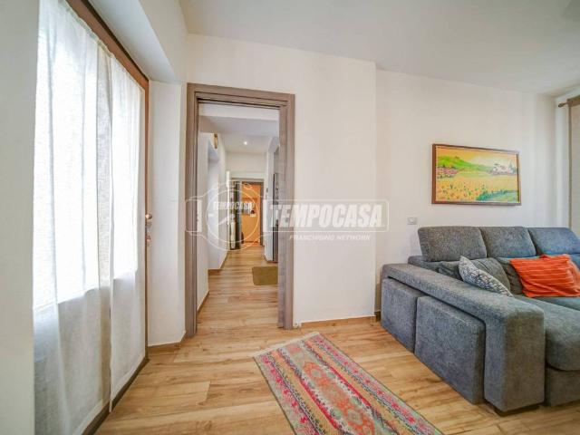 Casa indipendente in vendita a Somma Lombardo VA