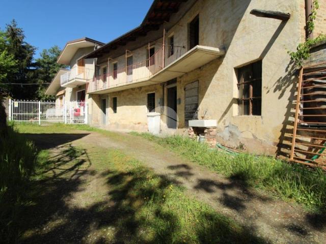 Casa indipendente in vendita a Sommariva Perno CN