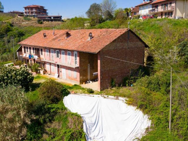 Casa indipendente in vendita a Sommariva Perno CN