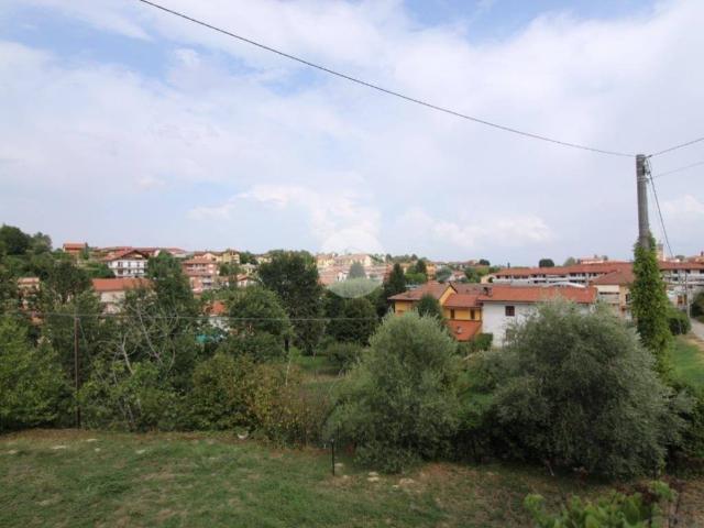 Casa indipendente in vendita a Sommariva Perno CN