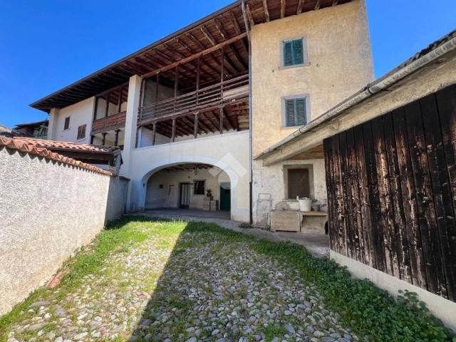 Casa indipendente in vendita a Songavazzo BG