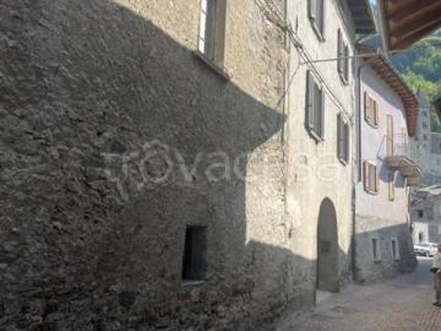 Casa indipendente in vendita a Sondalo viale Libertà, 26B