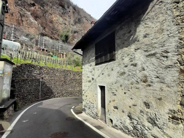 Casa indipendente in vendita a Sondrio SO