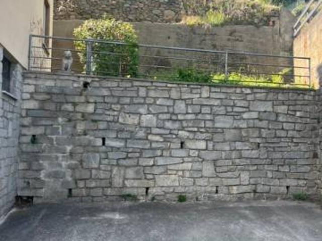 Casa indipendente in vendita a Sondrio SO