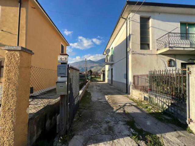 Casa indipendente in vendita a Sora FR