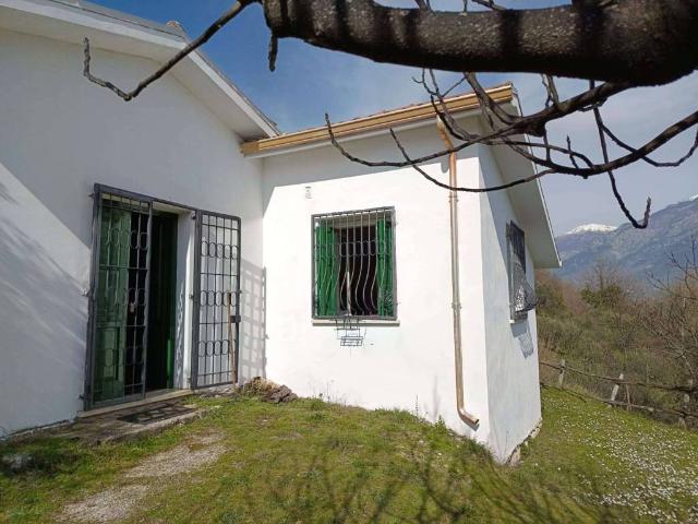 Casa indipendente in vendita a Sora FR
