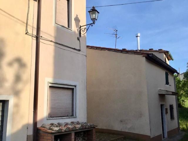 Casa indipendente in vendita a Sorano GR