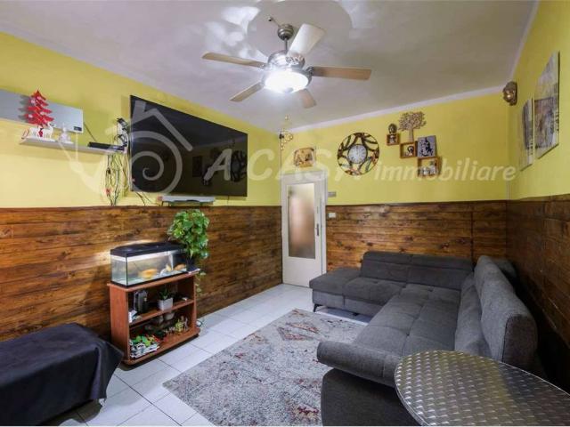 Casa indipendente in vendita a Soragna PR