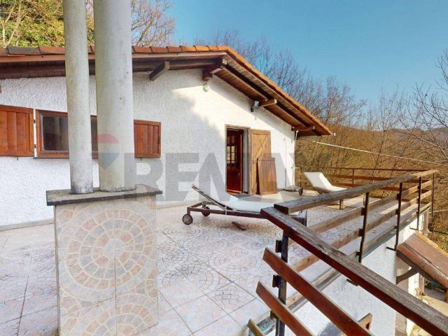 Casa indipendente in vendita a Sori GE