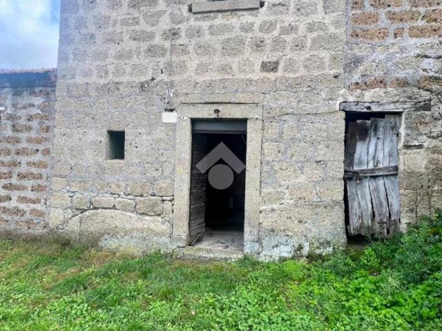 Casa indipendente in vendita a Soriano nel Cimino VT