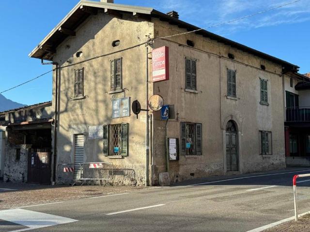 Casa indipendente in vendita a Sorico CO