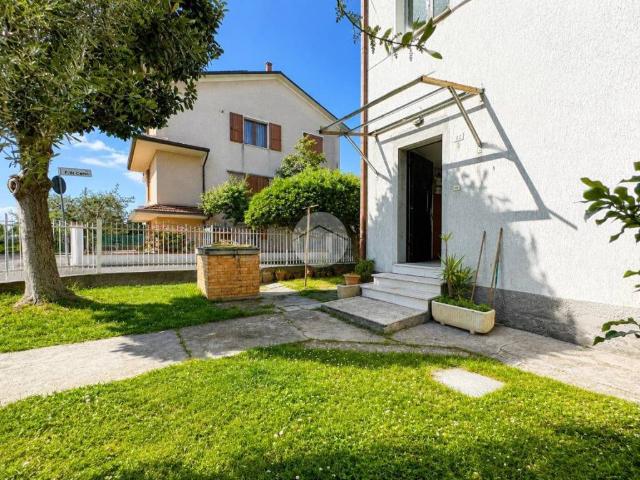 Casa indipendente in vendita a Savignano sul Rubicone FC