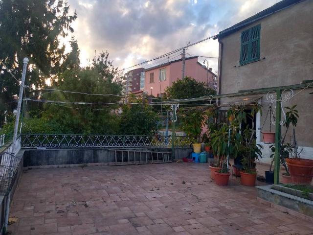 Casa indipendente in vendita a Savona SV