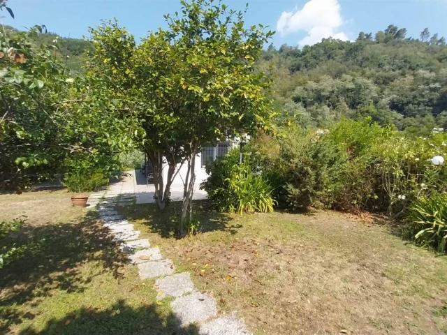 Casa indipendente in vendita a Savona SV