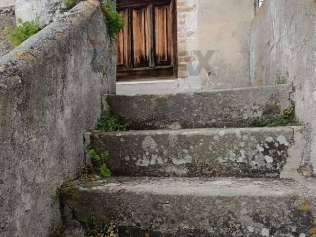 Casa indipendente in vendita a Savoca ME