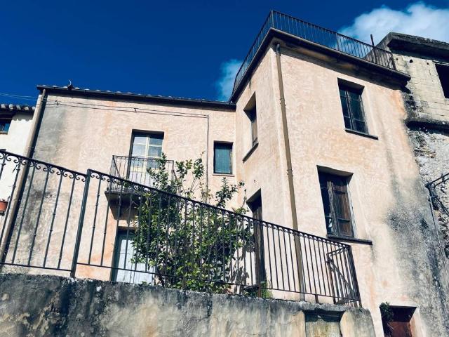 Casa indipendente in vendita a Sadali CA