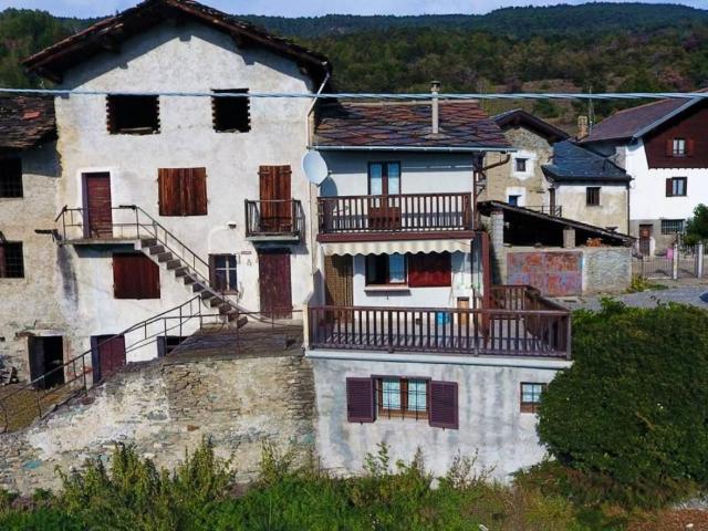 Casa indipendente in vendita a Saint Denis AO
