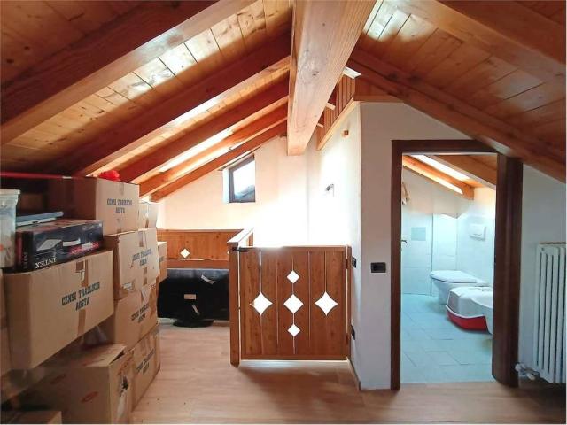 Casa indipendente in vendita a Saint Marcel AO